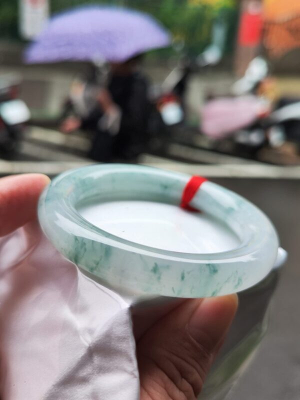 ✨天然緬甸玉A貨 ✨🔥 冰種飄花 正圈圓骨胖胖鐲 🔥