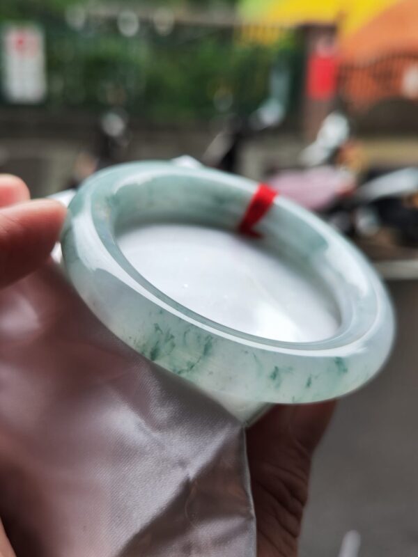 ✨天然緬甸玉A貨 ✨🔥 冰種飄花 正圈圓骨胖胖鐲 🔥