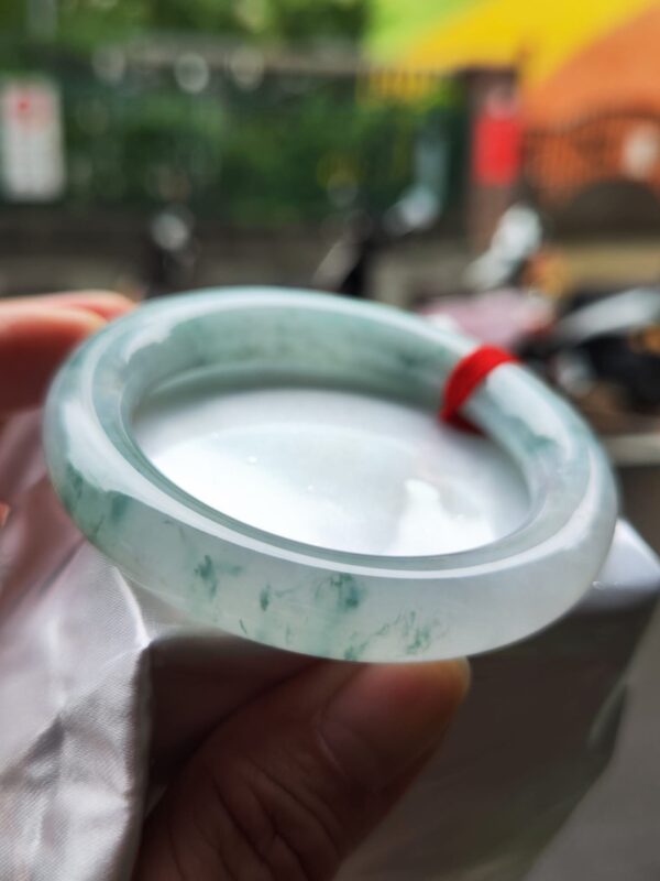 ✨天然緬甸玉A貨 ✨🔥 冰種飄花 正圈圓骨胖胖鐲 🔥