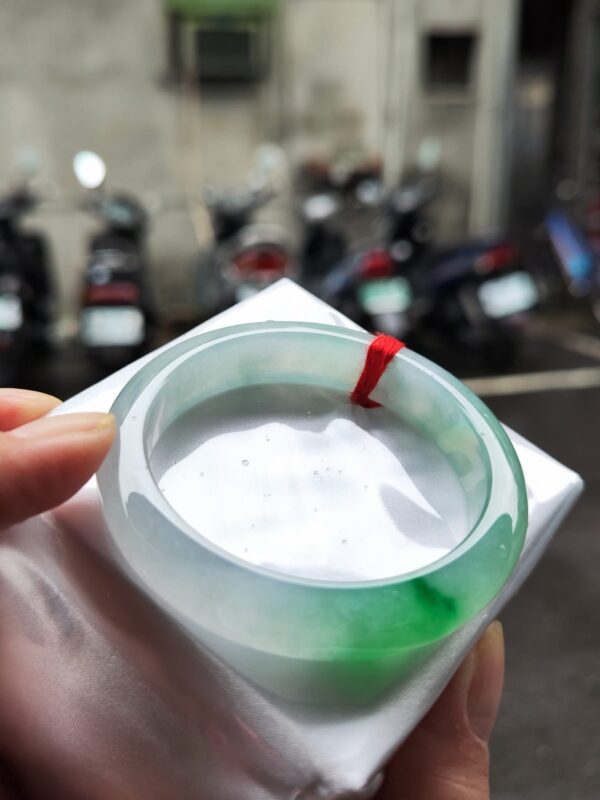 ✨ 天然緬甸玉A貨 冰種飄陽綠正圈手鐲 ✨