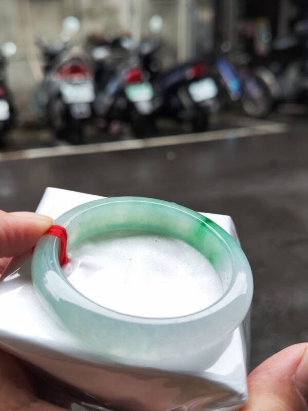 ✨ 天然緬甸玉A貨 冰種飄陽綠正圈手鐲 ✨