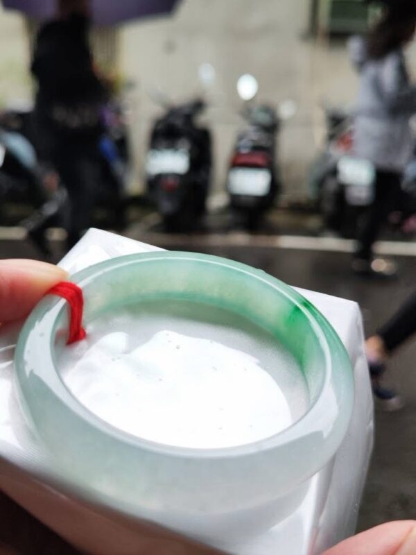 ✨ 天然緬甸玉A貨 冰種飄陽綠正圈手鐲 ✨