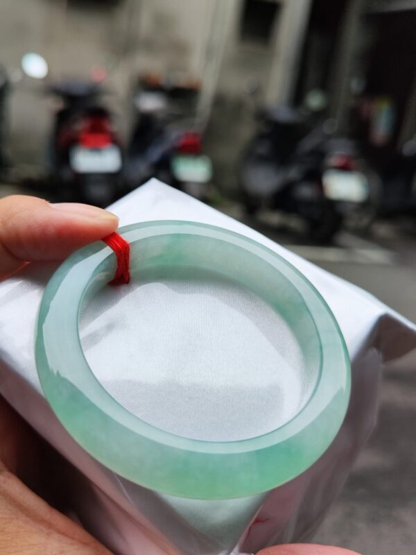 天然緬甸玉A貨 冰種飄陽綠正圈手鐲 ✨