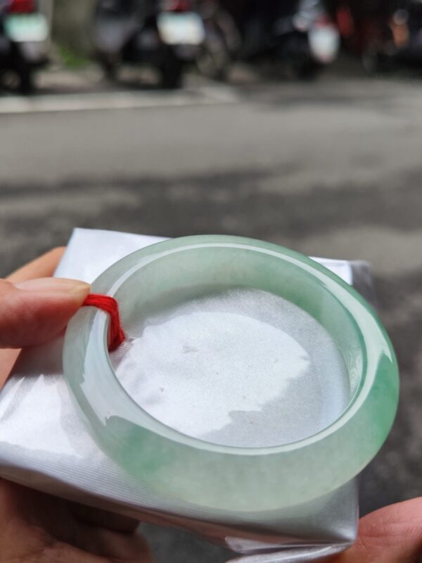 💎 天然緬甸玉A貨 冰種飄陽綠正圈厚庄手鐲