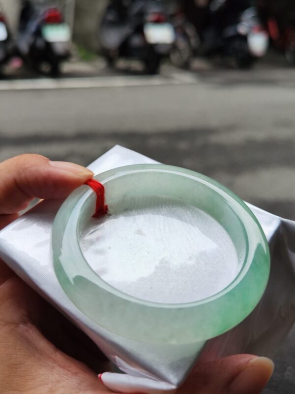 💎 天然緬甸玉A貨 冰種飄陽綠正圈厚庄手鐲