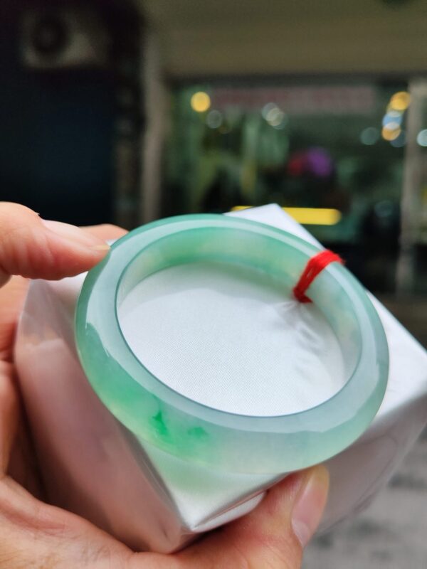 ✨ 天然緬甸玉A貨 冰種飄陽綠正圈手鐲 ✨