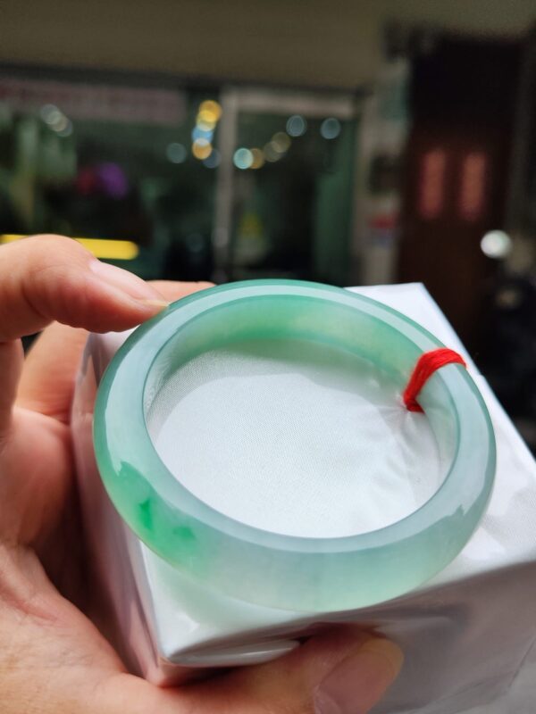 ✨ 天然緬甸玉A貨 冰種飄陽綠正圈手鐲 ✨