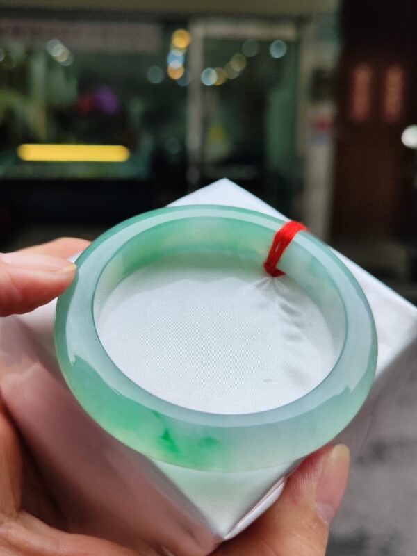 ✨ 天然緬甸玉A貨 冰種飄陽綠正圈手鐲 ✨