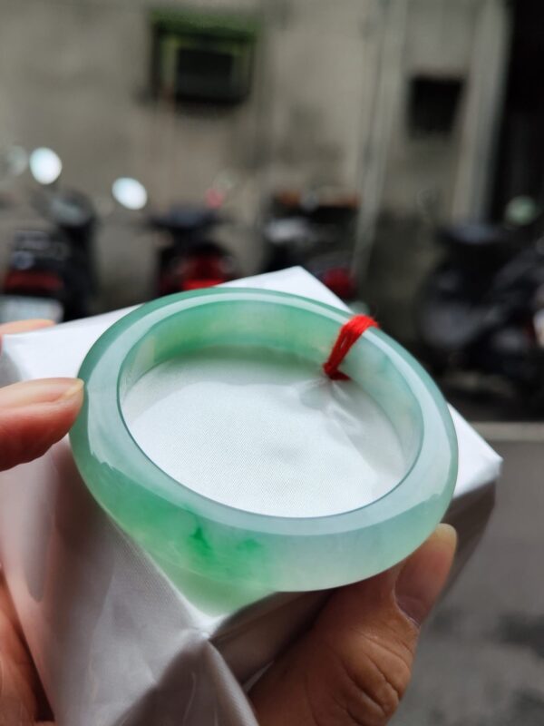 ✨ 天然緬甸玉A貨 冰種飄陽綠正圈手鐲 ✨