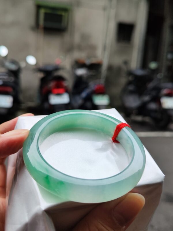 ✨ 天然緬甸玉A貨 冰種飄陽綠正圈手鐲 ✨