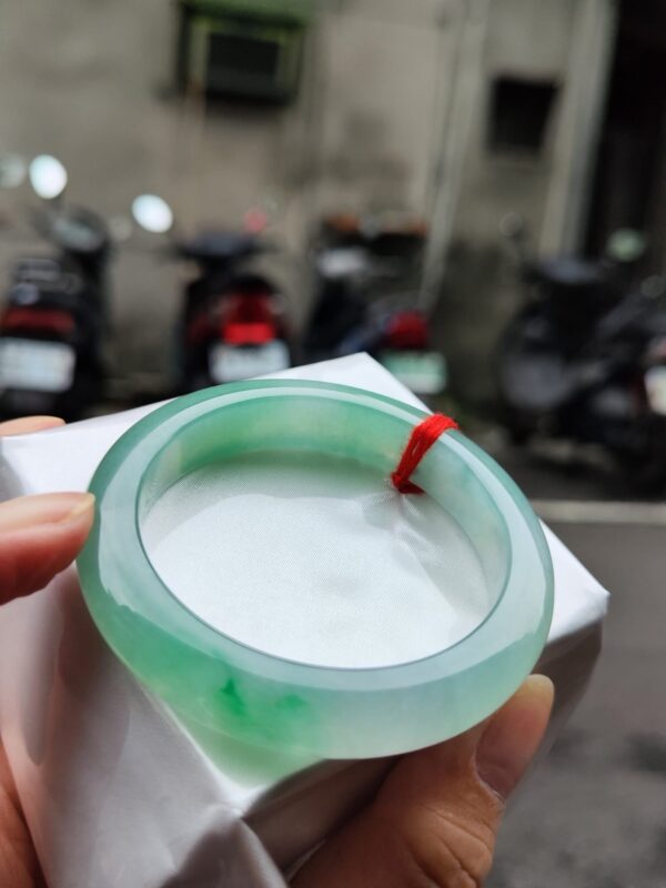 ✨ 天然緬甸玉A貨 冰種飄陽綠正圈手鐲 ✨