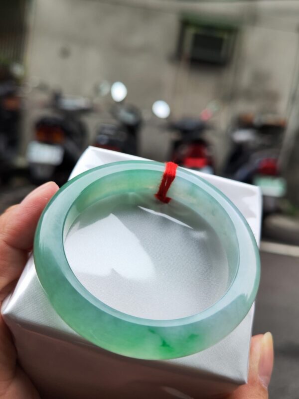 ✨ 天然緬甸玉A貨 冰種飄陽綠正圈手鐲 ✨