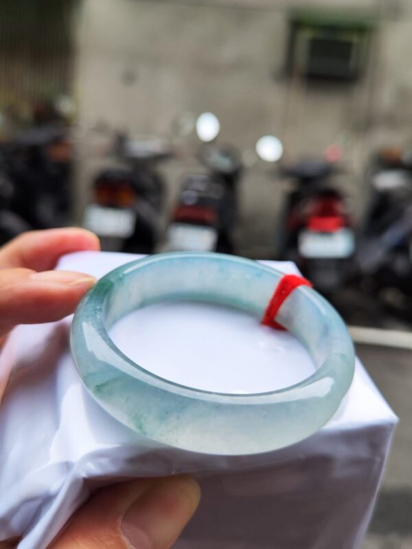 💎 緬甸玉A貨放光玻璃種飄綠正圈寬版手鐲 💎