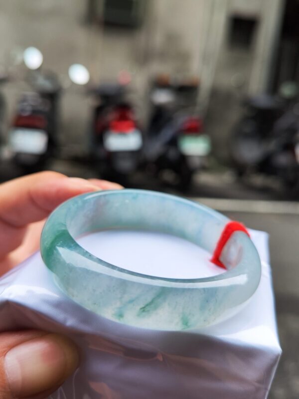 💎 緬甸玉A貨放光玻璃種飄綠正圈寬版手鐲 💎