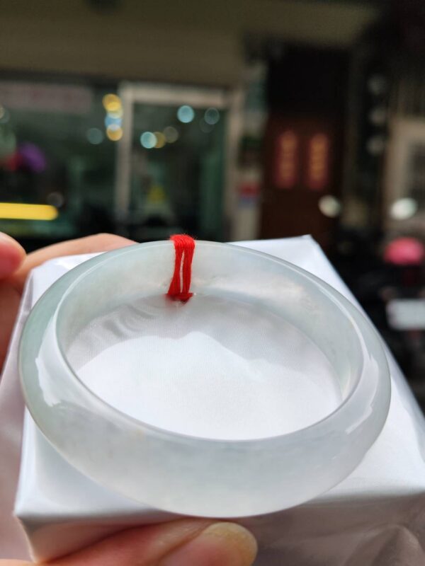 💎緬甸玉A貨放光玻璃種正圈又寬又厚手鐲💎