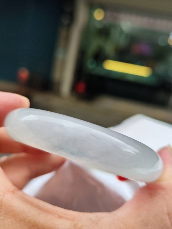 💎緬甸玉A貨放光玻璃種正圈又寬又厚手鐲💎