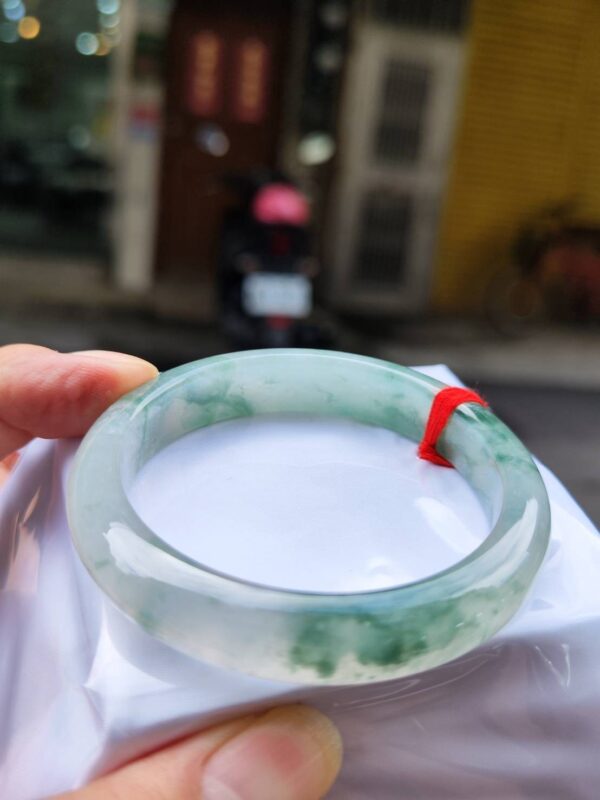 💎 緬甸玉A貨 放光玻璃種飄綠花正圈手鐲 💎