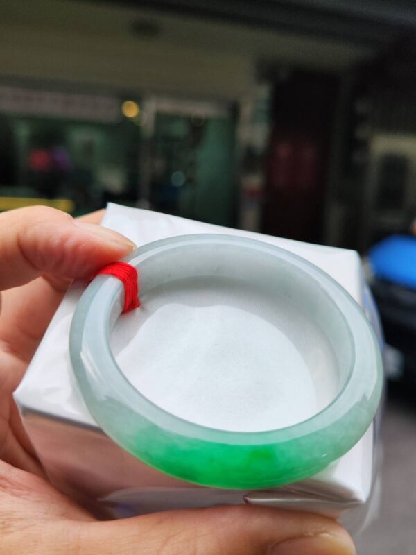 ✨天然緬甸玉A貨 ✨🔥 飄陽綠正圈手鐲 🔥