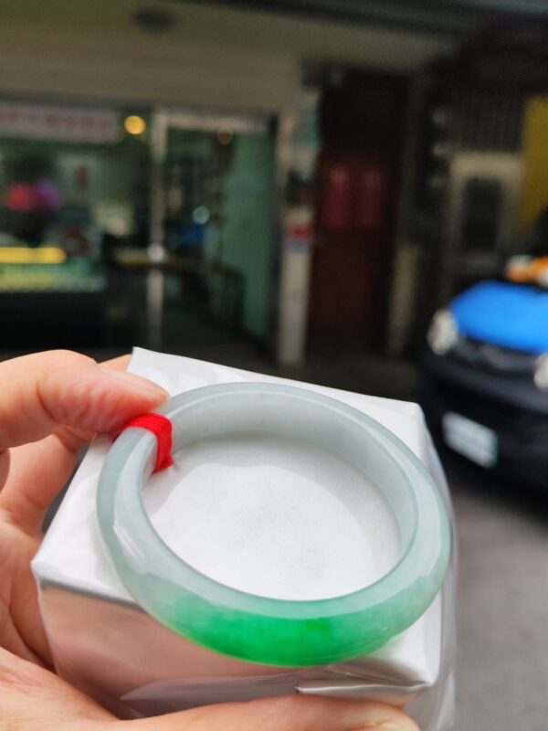 ✨天然緬甸玉A貨 ✨🔥 飄陽綠正圈手鐲 🔥