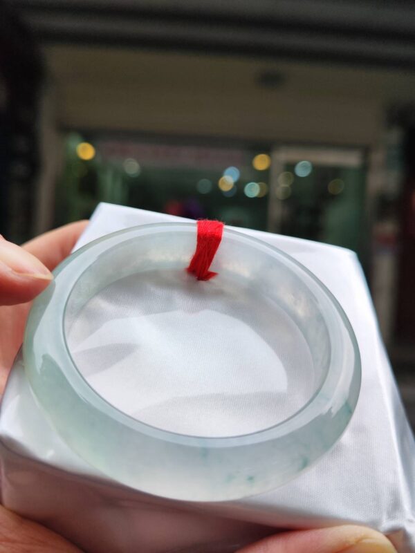 🔥 放光玻璃種飄花 正圈厚庄手鐲 🔥 ✨天然緬甸玉A貨 ✨