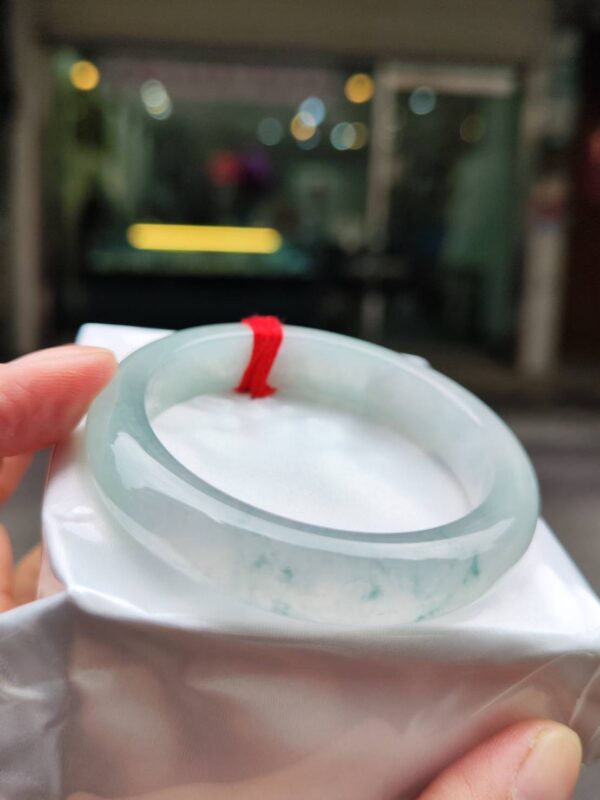 🔥 放光玻璃種飄花 正圈厚庄手鐲 🔥 ✨天然緬甸玉A貨 ✨