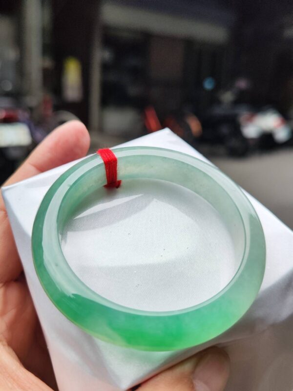 💎 緬甸玉A貨 冰種飄陽綠正圈手鐲 💎