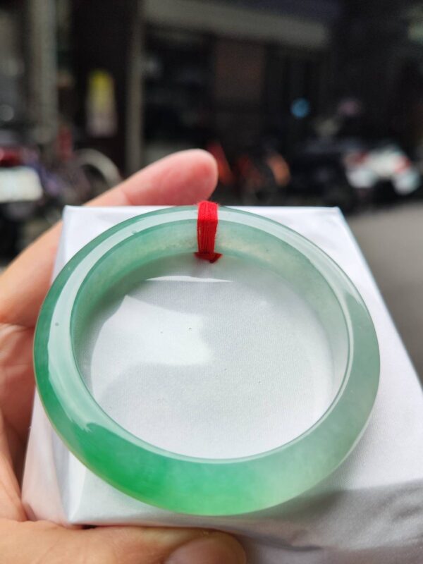 💎 緬甸玉A貨 冰種飄陽綠正圈手鐲 💎