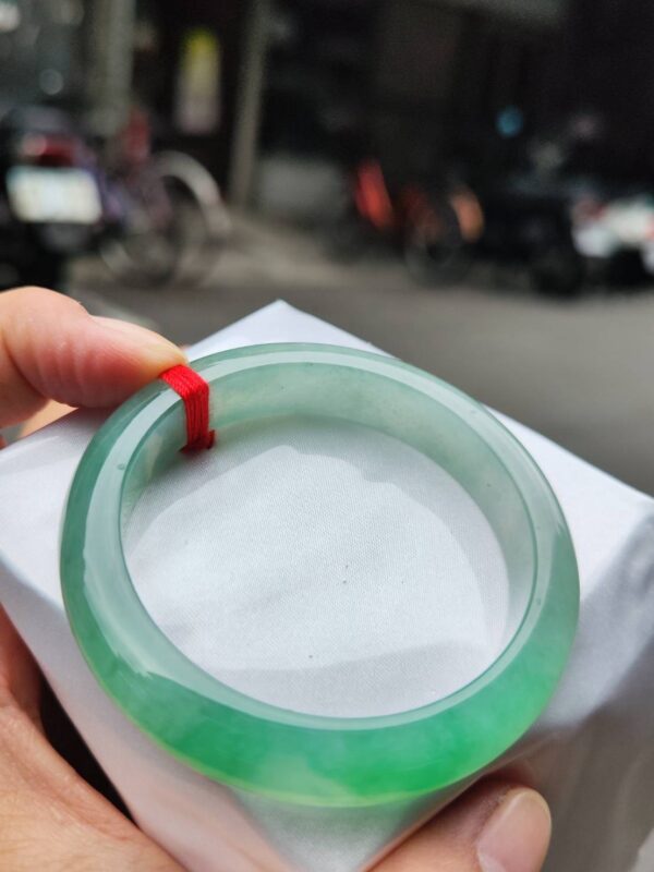 💎 緬甸玉A貨 冰種飄陽綠正圈手鐲 💎