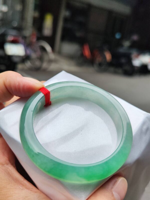 💎 緬甸玉A貨 冰種飄陽綠正圈手鐲 💎