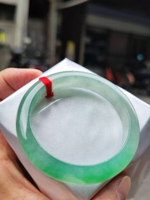💎 緬甸玉A貨 冰種飄陽綠正圈手鐲 💎