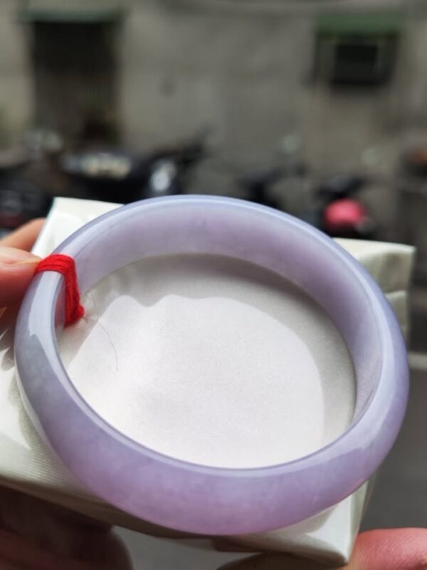 ~~~特價: 8.8  萬~~~

🌸粉紫羅蘭寬版正圈手鐲｜天然緬甸玉A貨 🌸