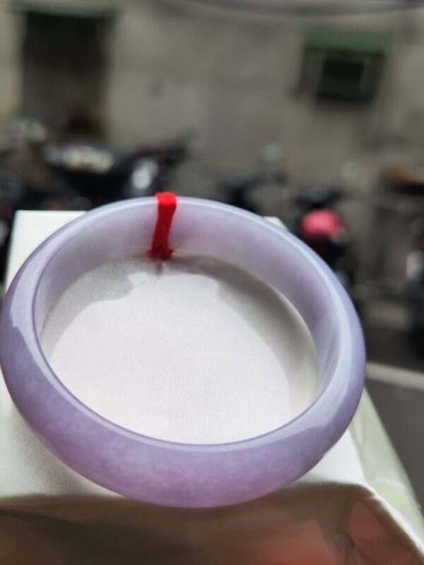 ~~~特價: 8.8  萬~~~

🌸粉紫羅蘭寬版正圈手鐲｜天然緬甸玉A貨 🌸