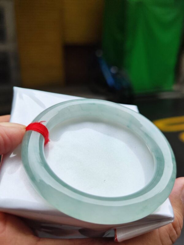 🔥 頂級放光玻璃種圓骨正圈手鐲 🔥