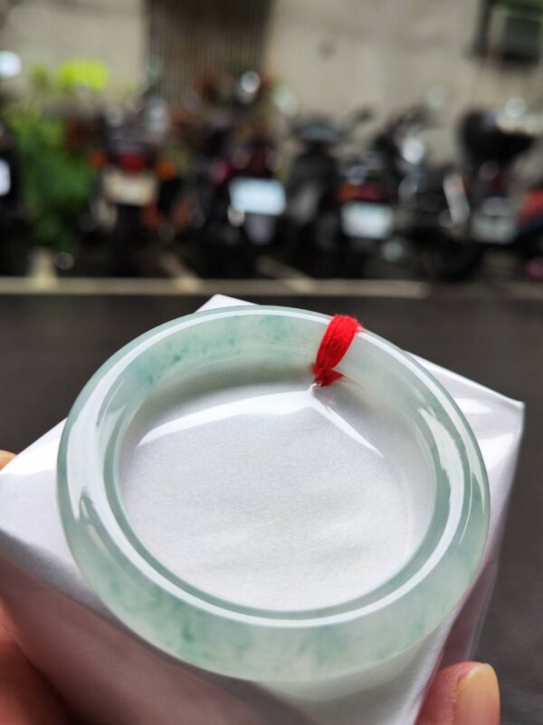 🔥 頂級放光玻璃種圓骨正圈手鐲 🔥