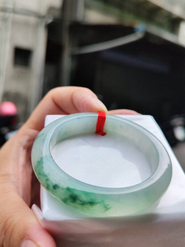 💎 緬甸玉A貨 冰種飄綠花正圈手鐲 💎