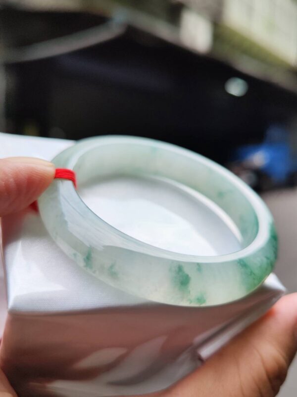 💎 緬甸玉A貨 冰種飄綠花正圈手鐲 💎