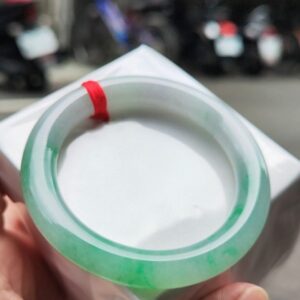 🌸 淡紫羅蘭春彩圓骨正圈手鐲｜天然緬甸玉A貨 🌸