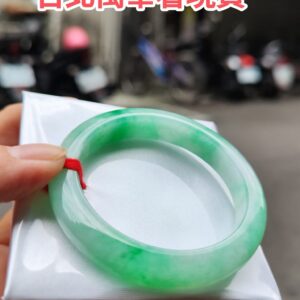 ✨天然緬甸玉A貨 ✨🔥 飄陽綠正圈手鐲 🔥