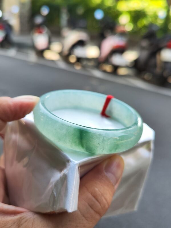💎天然緬甸玉A貨冰玻種寬版正圈手鐲 💎