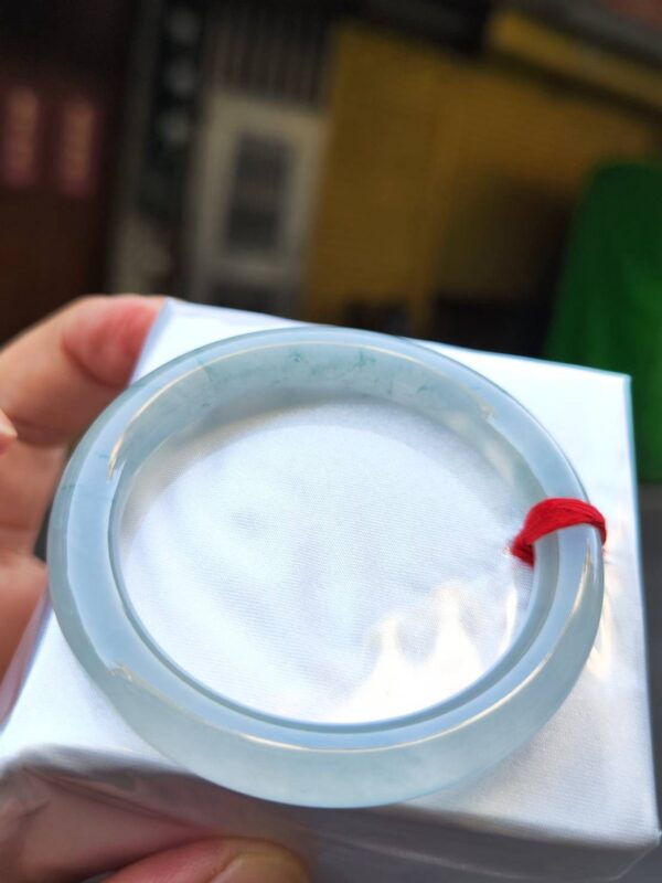 💎 天然緬甸玉A貨 放光玻璃種飄花圓骨正圈手鐲 💎