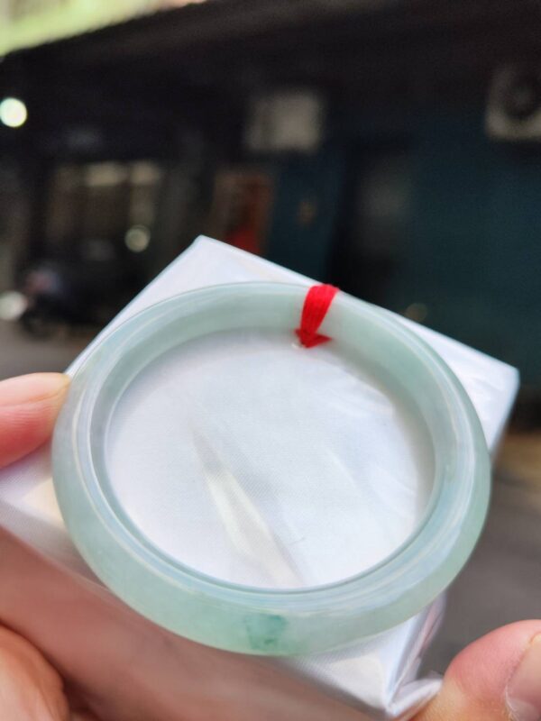 💎天然緬甸玉A貨 飄綠花圓骨正圈手鐲 💎