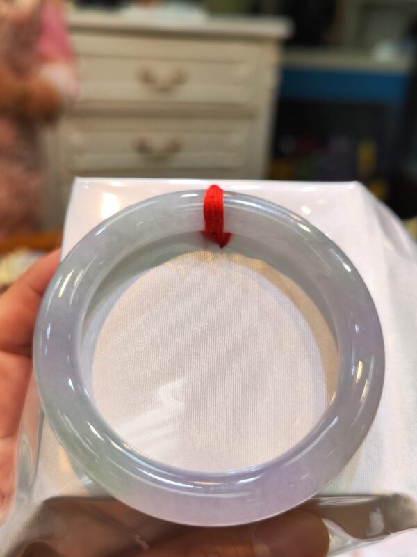 🌸 冰種淡紫羅蘭春彩圓骨正圈手鐲｜天然緬甸玉A貨 🌸