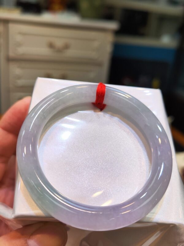 🌸 冰種淡紫羅蘭春彩圓骨正圈手鐲｜天然緬甸玉A貨 🌸