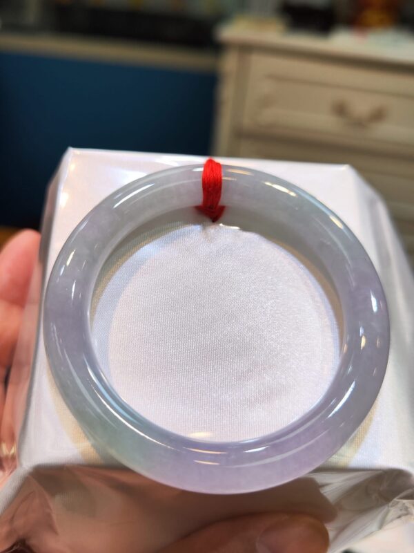 🌸 冰種淡紫羅蘭春彩圓骨正圈手鐲｜天然緬甸玉A貨 🌸