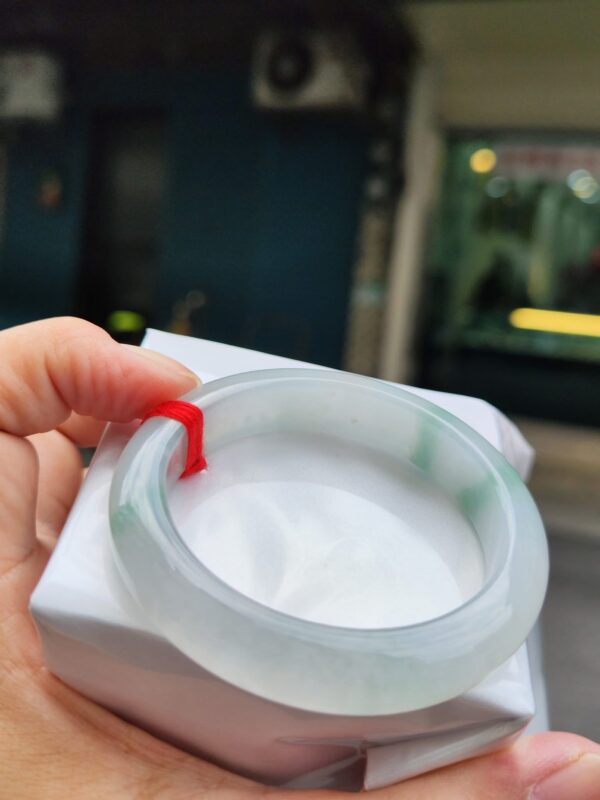 💎天然緬甸玉A貨 冰種飄綠花正圈手鐲 💎