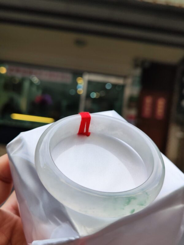 💎天然緬甸玉A貨 冰種飄花正圈手鐲 💎