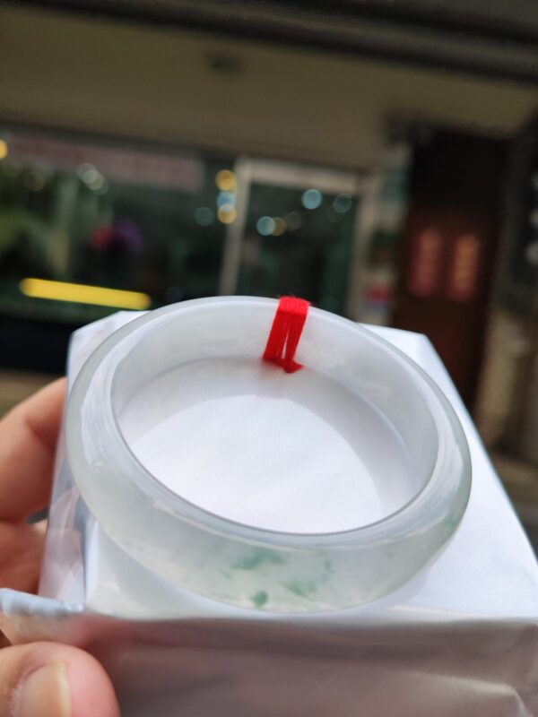 💎天然緬甸玉A貨 冰種飄花正圈手鐲 💎