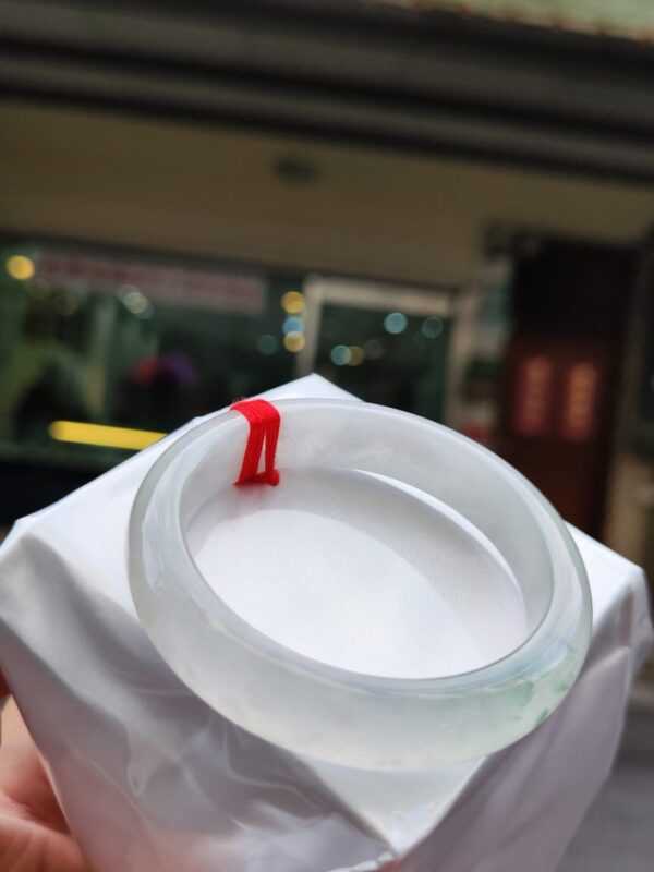 💎天然緬甸玉A貨 冰種飄花正圈手鐲 💎