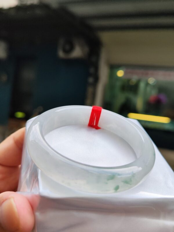 💎天然緬甸玉A貨 冰種飄花正圈手鐲 💎