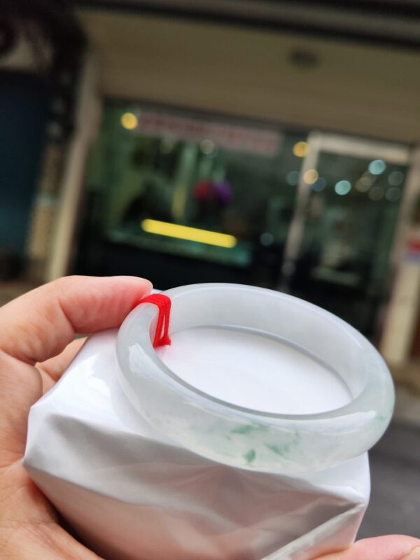 💎天然緬甸玉A貨 冰種飄花正圈手鐲 💎